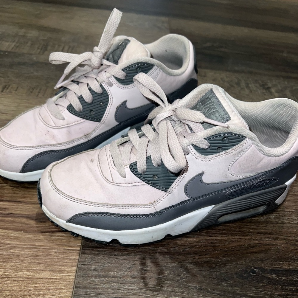 Nike air max youth 6Y